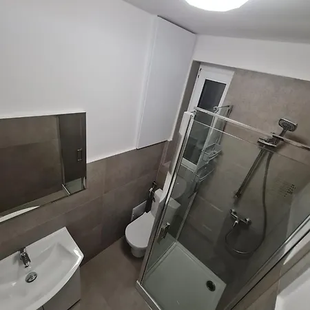 Mieszkanie, Kawalerka غدينيا